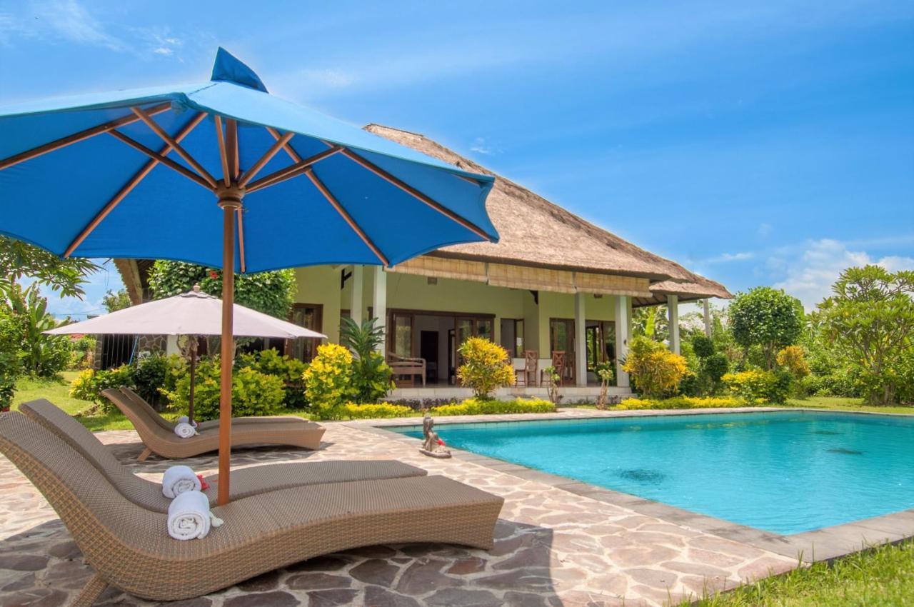 Absolute Beach Front Villa 乌明亚 外观 照片