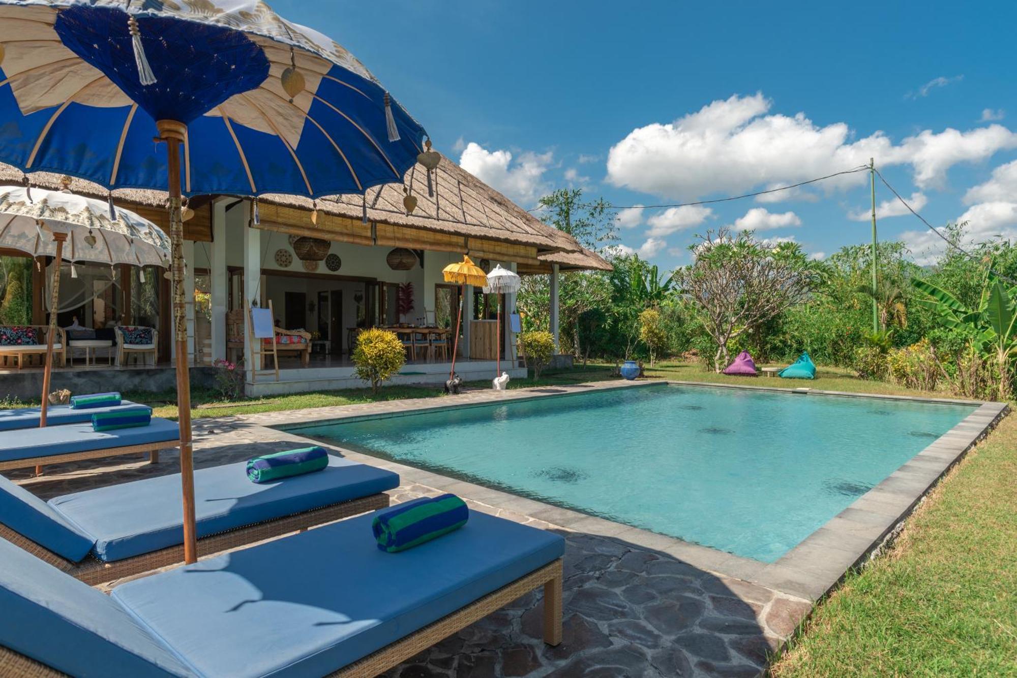 Absolute Beach Front Villa 乌明亚 外观 照片